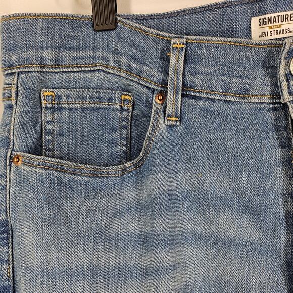 LEVI STRAUSS SIGNATURE GOLD WOMEN'S HIGH-RISE STRAIGHT JEAN PANT 12M - W31" L32" - Picture 4 of 9